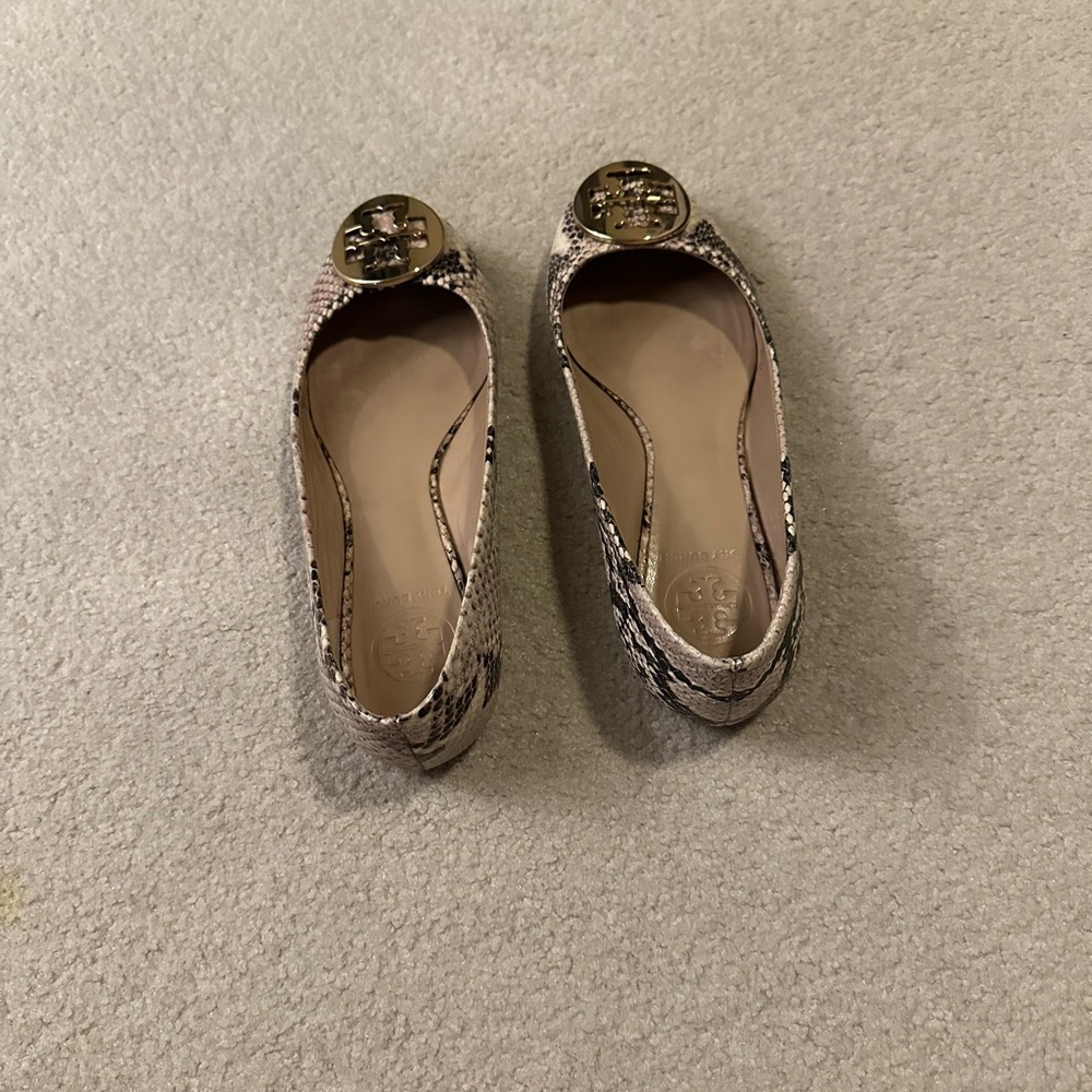 Tory Burch Snakeskin Flats - Black and Cream